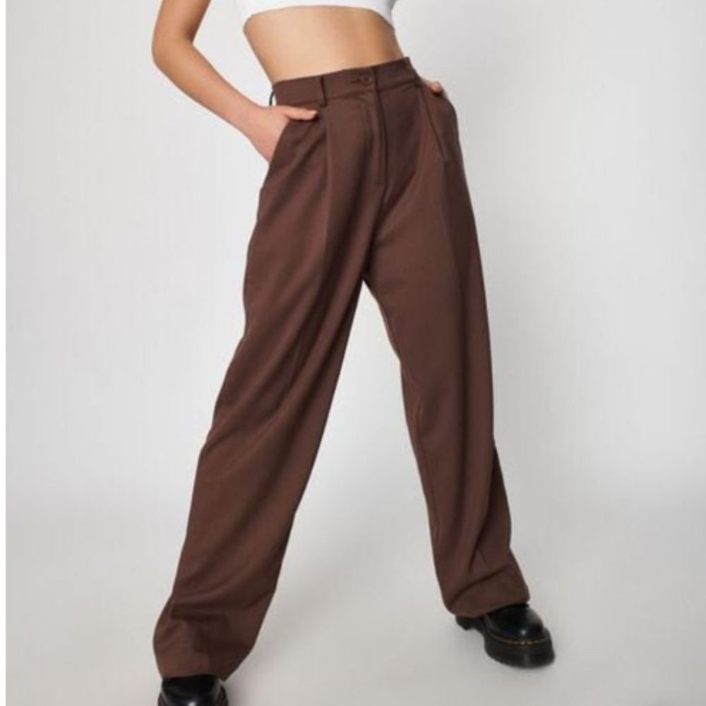 Garage Porter Pleated Straight Leg Pant in Brown
